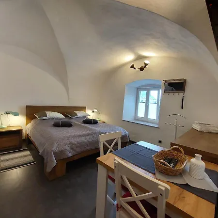 Apartmaji Pr'pisk Apartamento *