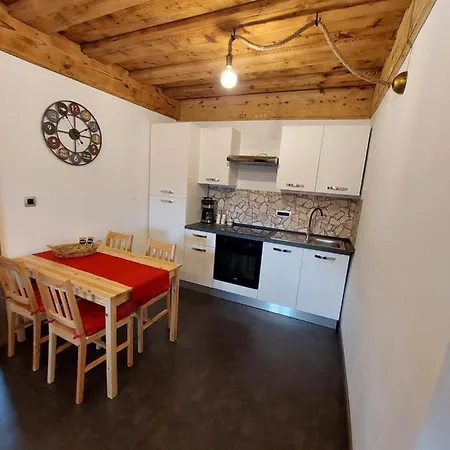 Apartmaji Pr'pisk Apartman *