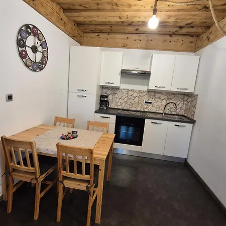 Apartmaji Pr'pisk Apartman